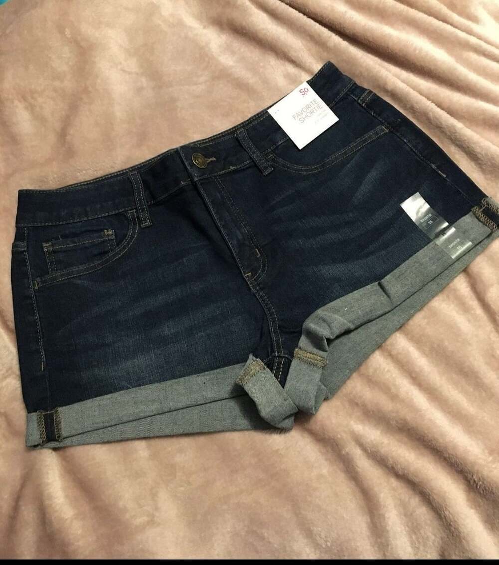 SO Favorite Shortie Denim Shorts Size 15